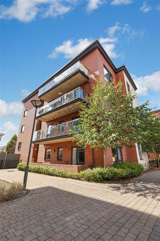15 Clonbern, Phoenix Park Racecourse, Castleknock, Dublin 15