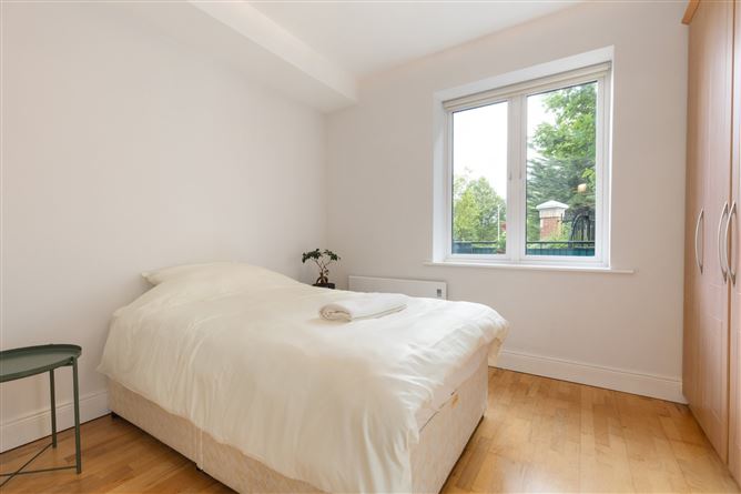 Photo 8 of 13 — Apartment 5, House 2 Linden Court, Grove Avenue, Blackrock, Co. Dublin