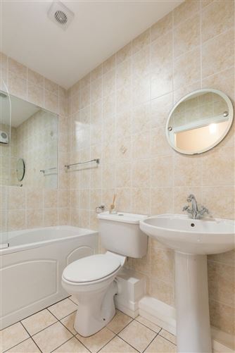 Photo 9 of 13 — Apartment 5, House 2 Linden Court, Grove Avenue, Blackrock, Co. Dublin