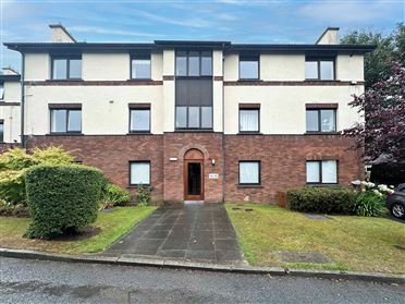 35 The Sycamores, Stradbrook Hill, Blackrock, Dublin
