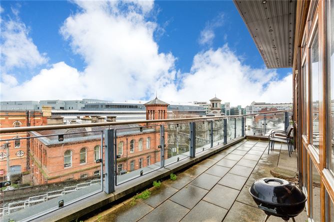 Photo 2 of 7 — 30 Montgomery Court, Foley Street, Dublin 1