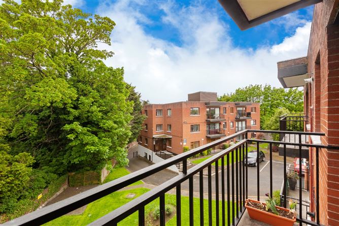 Main image for 12 Clonmore Court, Glasnevin, Dublin 9