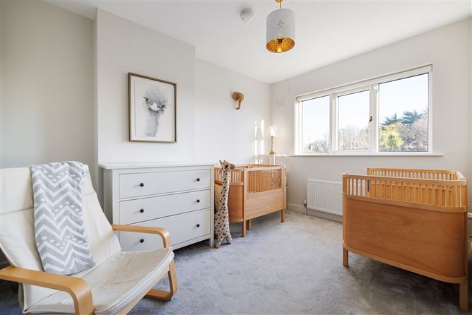 24 Pine Ave, Westminster Park, Foxrock, Dublin 18