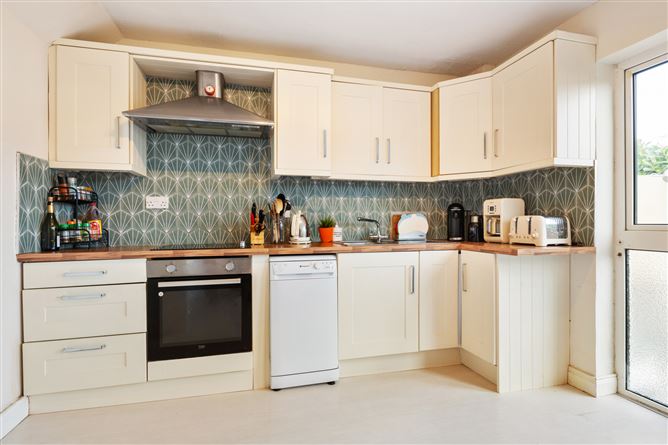 69 Marsham Court, Stillorgan, Co. Dublin