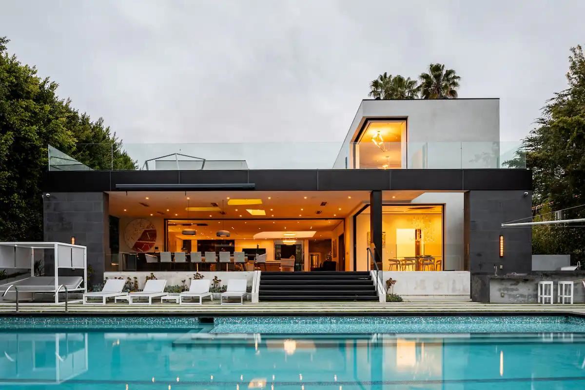 Beverly Buzz,Beverly Hills,California,USA