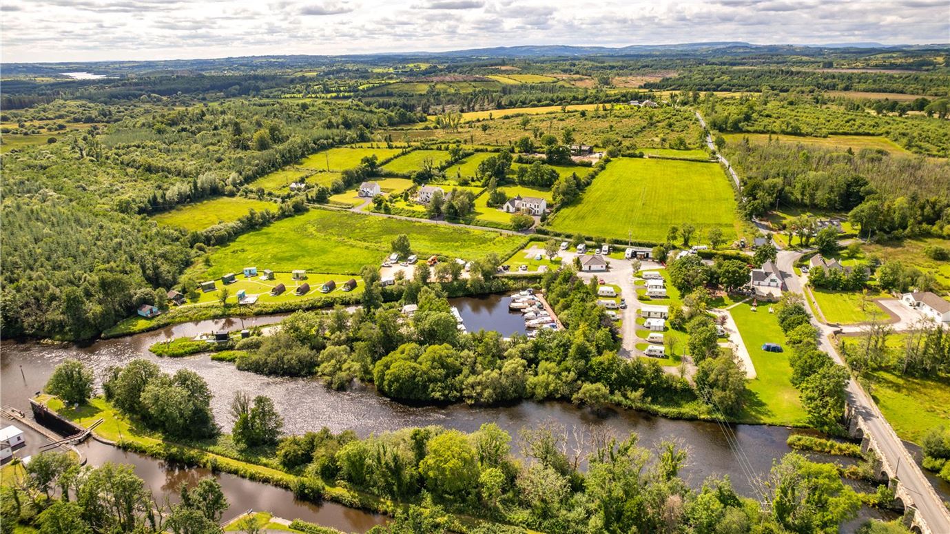 Battlebridge Caravan & Camping Park, Battlebridge, Leitrim Village, Co. Roscommon