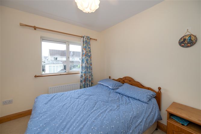 43 Elm Drive, Carrigaline, Cork