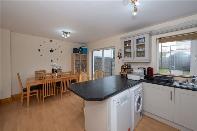 43 Elm Drive, Carrigaline, Cork