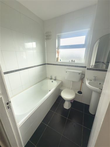 26 Gaelcarraig Park, Newcastle, Galway