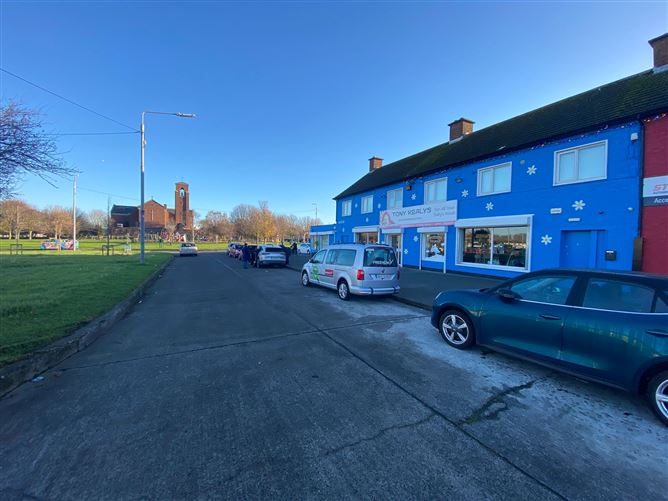 Walkinstown Green, Walkinstown, Dublin 12
