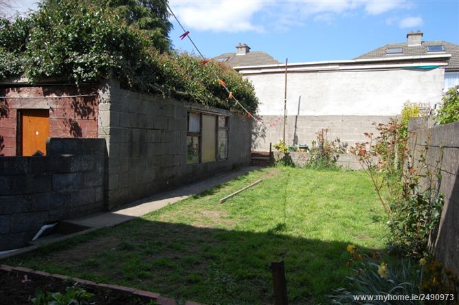 34 Ardmore Grove, Artane,  Dublin 5
