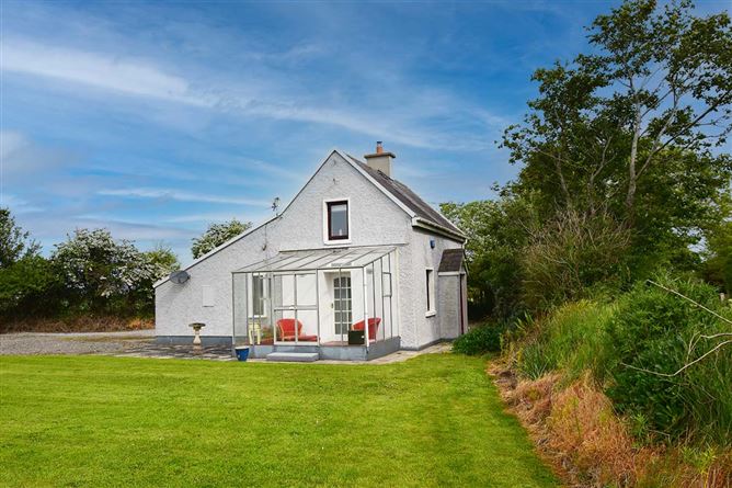 Main image for "Willow Cottage", Tagoat, Wexford