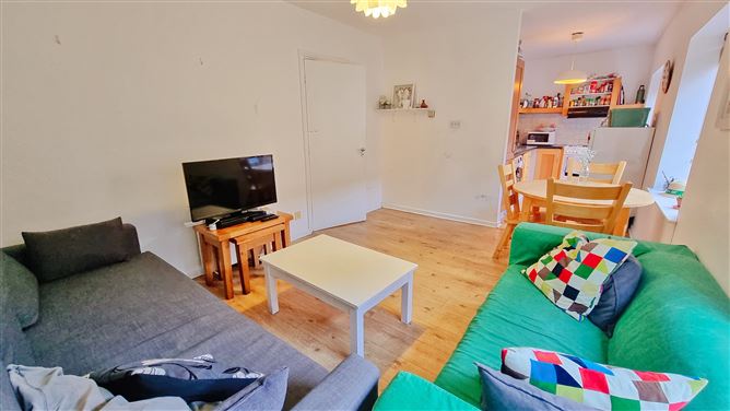 22 Sprangers Yard, Crow Street, Temple Bar, Dublin 2