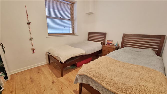 22 Sprangers Yard, Crow Street, Temple Bar, Dublin 2