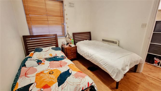 22 Sprangers Yard, Crow Street, Temple Bar, Dublin 2