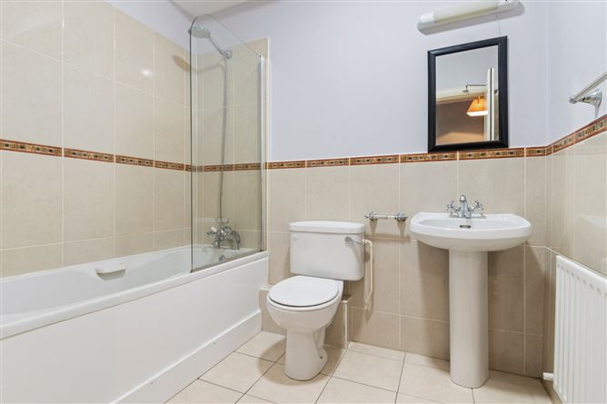 160 The Oak, Charleville Square, Rathfarnham, Dublin 14