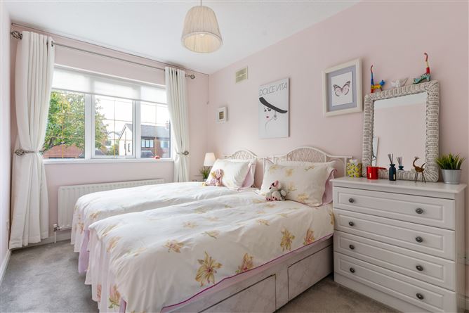 13 Beverly Crescent, Knocklyon, Dublin 16