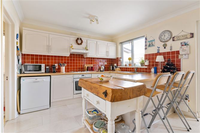 13 Beverly Crescent, Knocklyon, Dublin 16