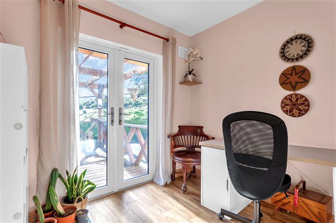Hawthorn Hill, Bungalow On c. 0.5 Acre, Broadleas Commons, Ballymore Eustace, Kildare