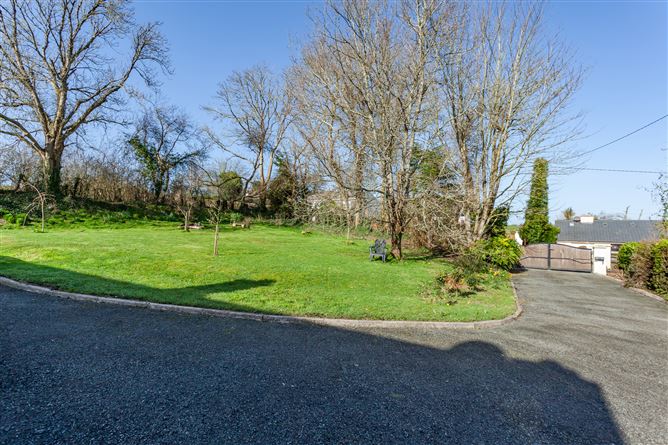 Hawthorn Hill, Bungalow On c. 0.5 Acre, Broadleas Commons, Ballymore Eustace, Kildare
