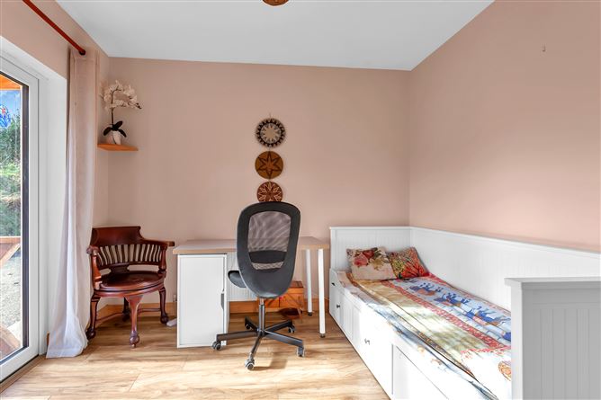 Hawthorn Hill, Bungalow On c. 0.5 Acre, Broadleas Commons, Ballymore Eustace, Kildare