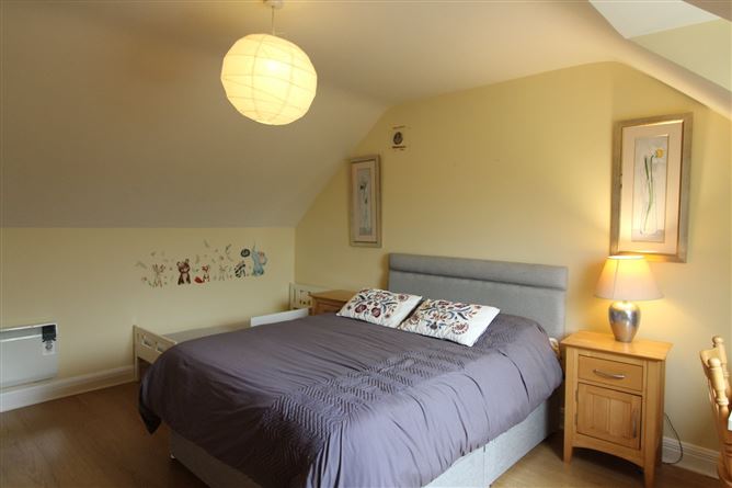 Apt, 5 D-Mek Centre, Apartment 5, Teeling Street, Ballina, Co. Mayo
