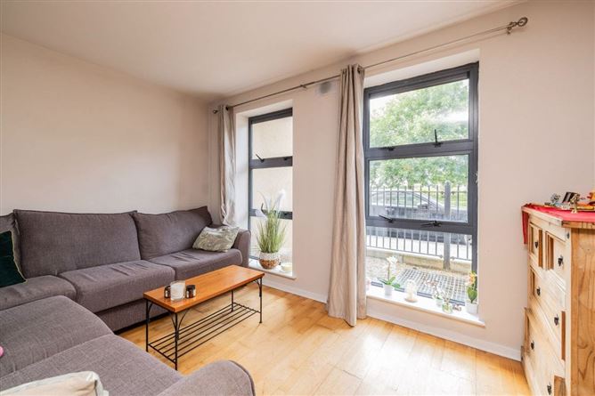 compass court south, royal canal park, Ashtown,   Dublin 15, D15 F102