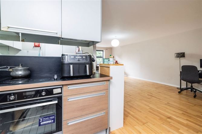 compass court south, royal canal park, Ashtown,   Dublin 15, D15 F102