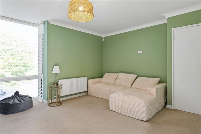 6 Cherbury Court, Booterstown, Blackrock, Co. Dublin