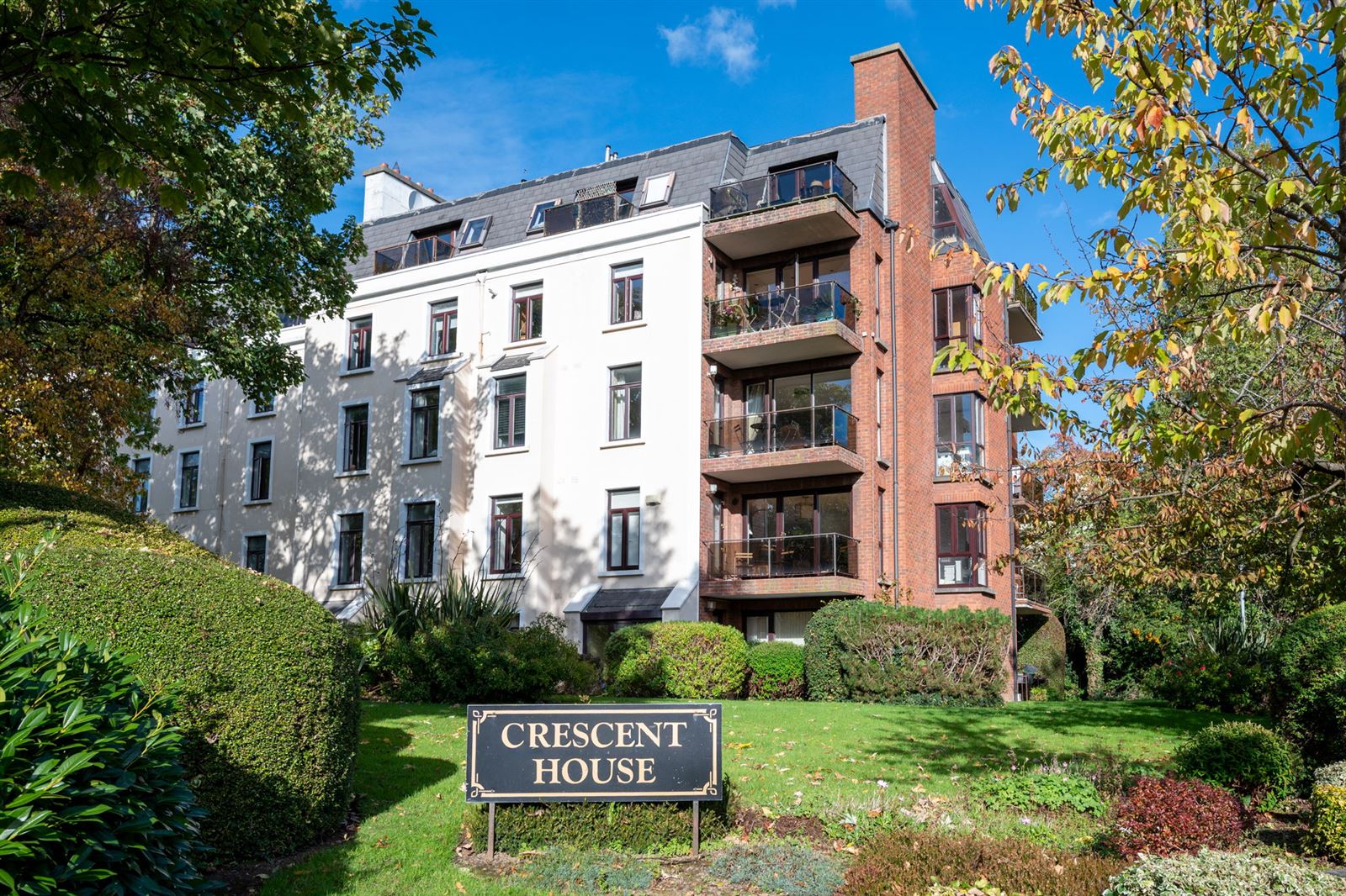 Photo 1 of 21 — 51 Crescent House, The Crescent, Clontarf, Dublin 3