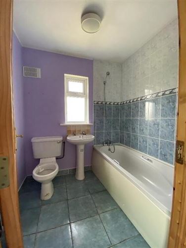 30 Blackthorn Grove, Cashel Road, Tipperary Town, Tipperary