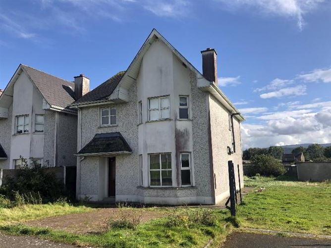 30 Blackthorn Grove, Cashel Road, Tipperary Town, Tipperary
