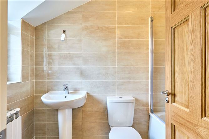 36 Westwood, Golf Links Road, Ennis, Co.Clare