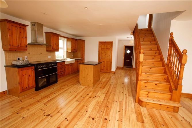 3 Castle Court, Castlegregory, Co. Kerry