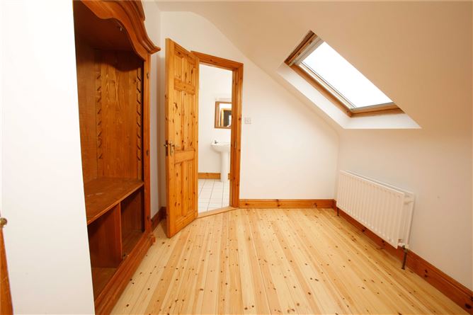 3 Castle Court, Castlegregory, Co. Kerry