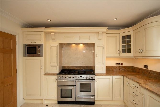 Village Vil, 1 Seville Lawns, Margaret's Fields, Callan Road, Kilkenny