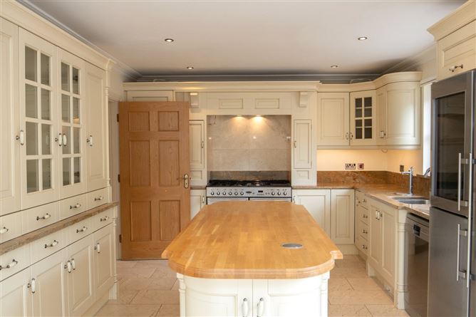 Village Vil, 1 Seville Lawns, Margaret's Fields, Callan Road, Kilkenny