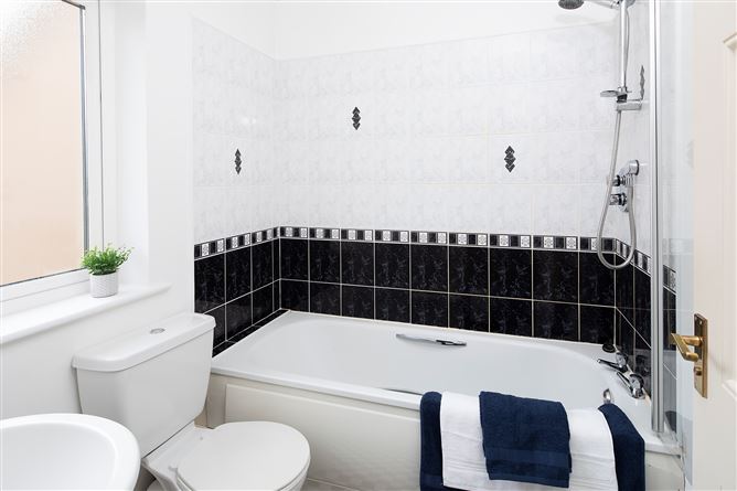 17 Killeagh Gardens, Killeagh, Cork