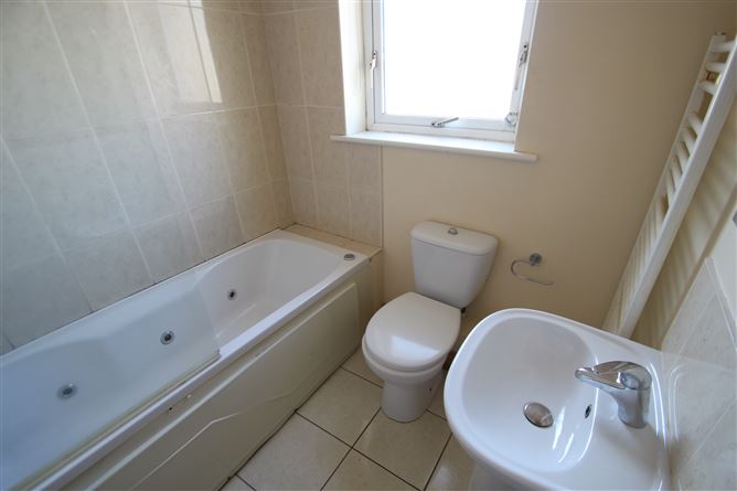 30 THE WILLOWS, CASTLEHEIGHTS, KILMONEY, Carrigaline, Cork