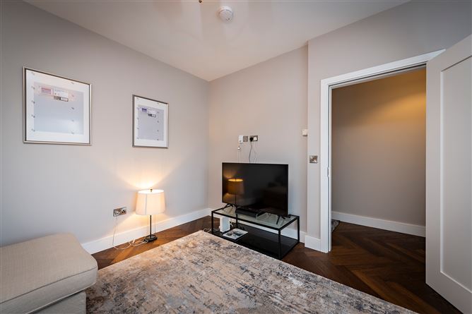 1 Camberley Mews, Churchtown, Dublin 14