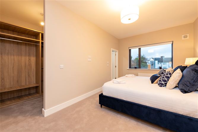 1 Camberley Mews, Churchtown, Dublin 14
