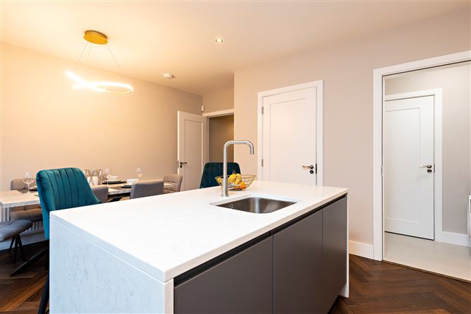 1 Camberley Mews, Churchtown, Dublin 14