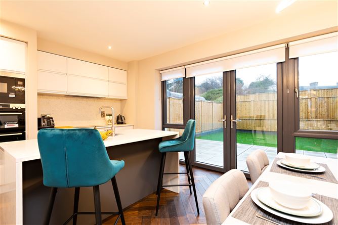 1 Camberley Mews, Churchtown, Dublin 14