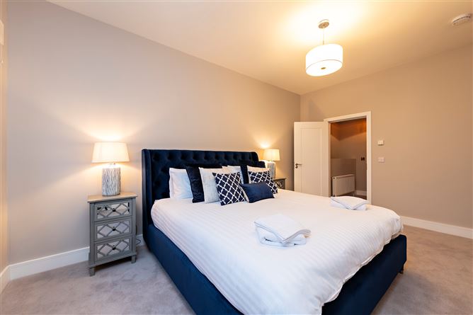 1 Camberley Mews, Churchtown, Dublin 14