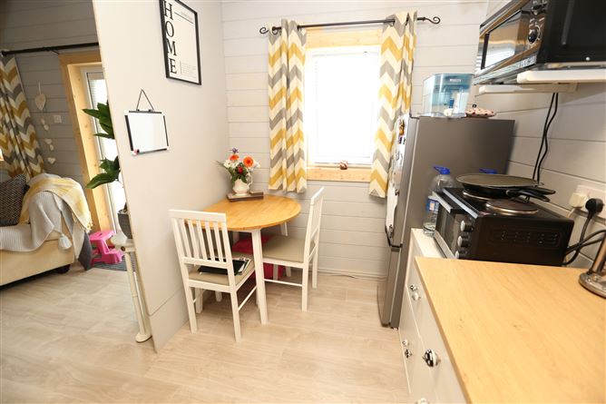11 Lagavooren Manor, Beamore Road, Drogheda, Co. Louth