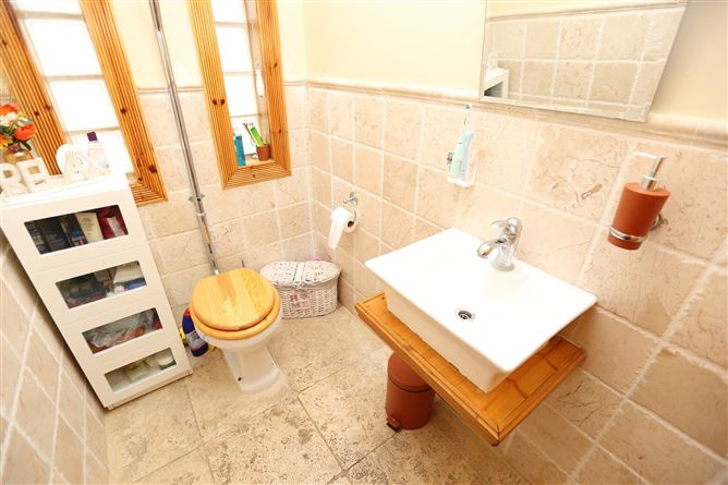 11 Lagavooren Manor, Beamore Road, Drogheda, Co. Louth
