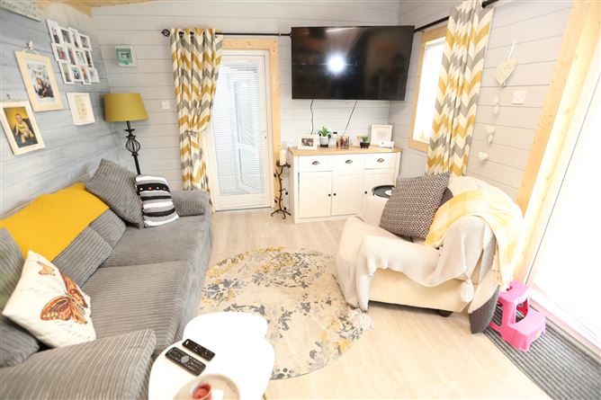 11 Lagavooren Manor, Beamore Road, Drogheda, Co. Louth