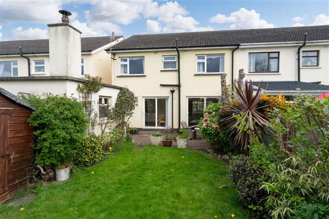 Shanden, 2 Knocklyon Road, Knocklyon,   Dublin 16
