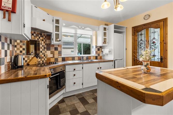 No. 9 Carrig Ri, Leamlara, Cork
