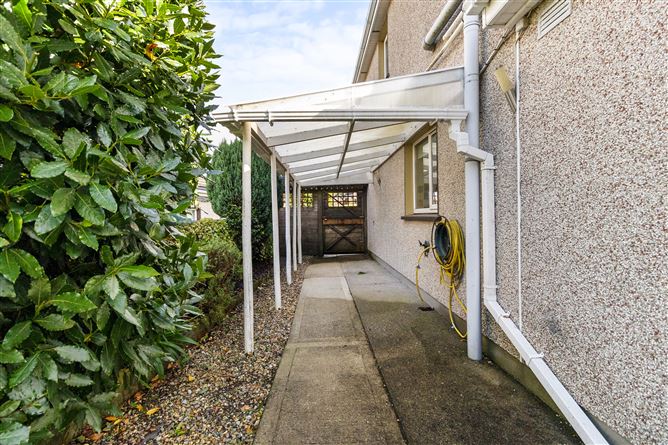 No. 9 Carrig Ri, Leamlara, Cork